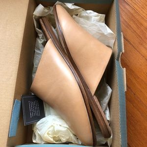 Size 8 tan leather Jutti Toms mules